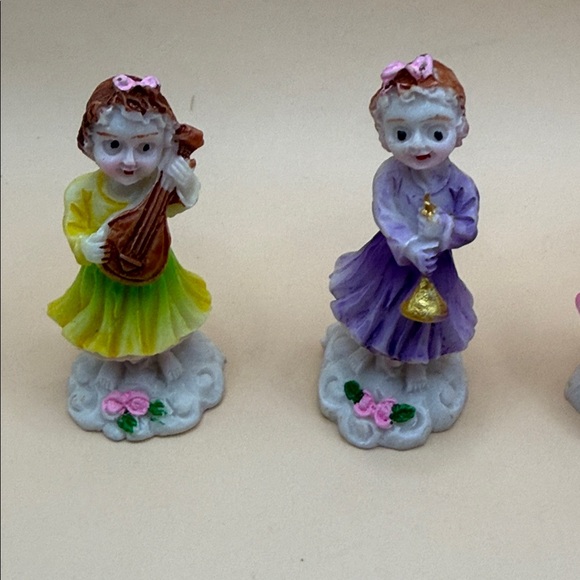 Set of Four Musical Figurines - Picture 2 of 4